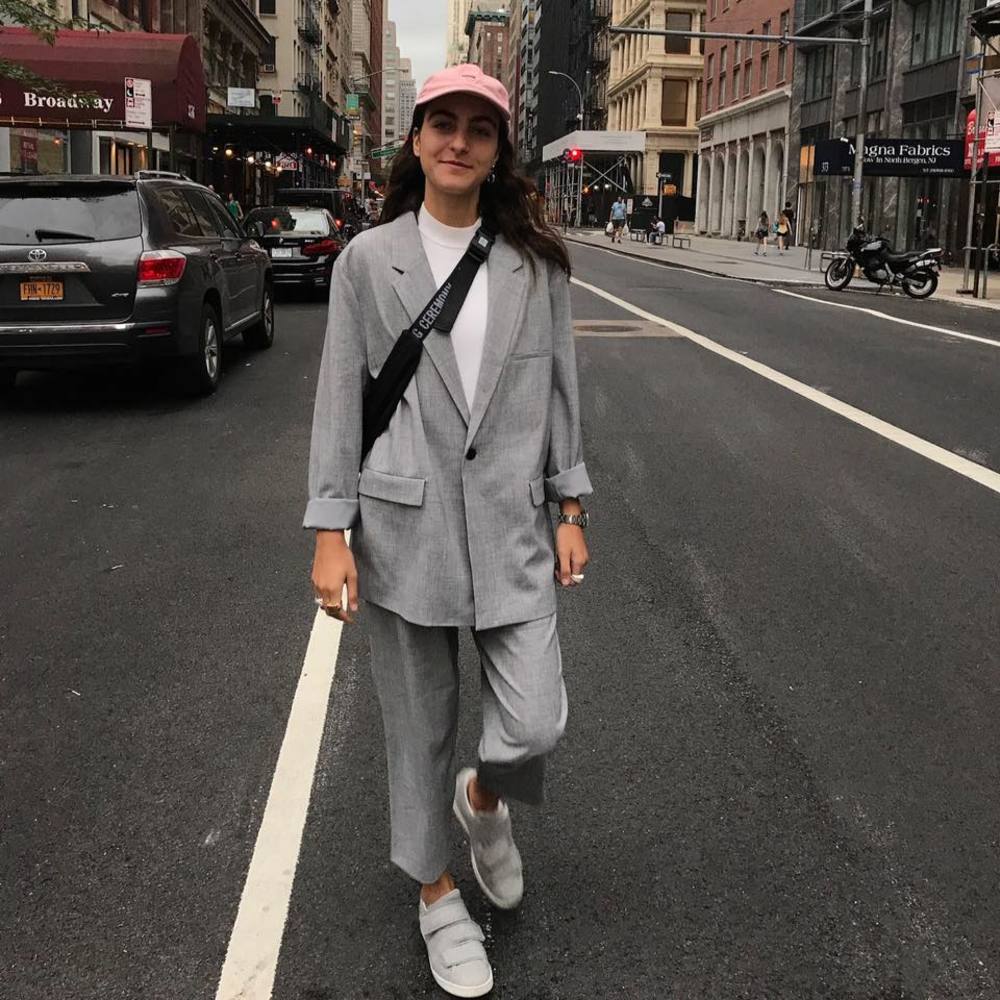 Meet your Posher, Cassandra